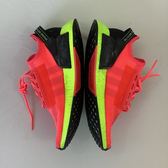 Adidas men’s NMD R1 V2 sneakers in Watermelon Pack Pink - Picture 4 of 6